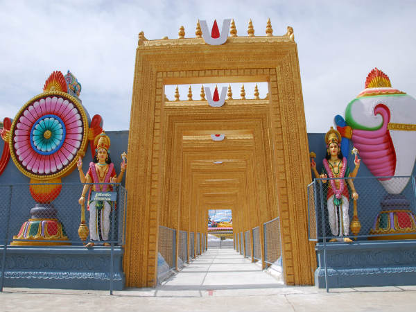 ಭೇಟಿ ನೀಡಿ ಒಮ್ಮೆ ಸುರೇಂದ್ರಪುರಿಗೆ: ಭೇಟಿ ನೀಡಿ ಒಮ್ಮೆ ಸುರೇಂದ್ರಪುರಿಗೆ: