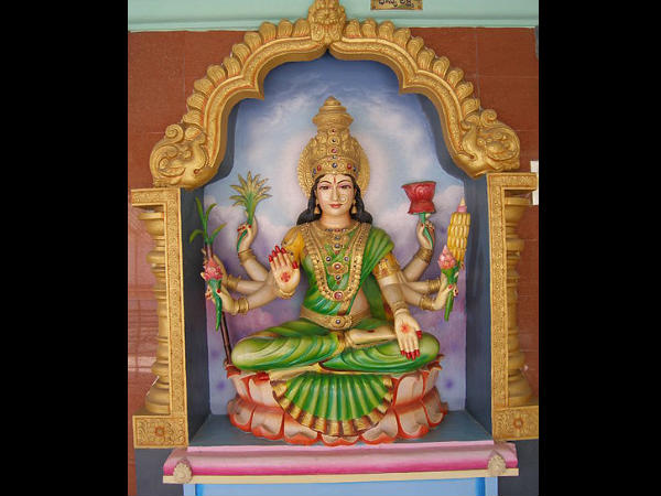 ಅಷ್ಟಲಕ್ಷ್ಮಿಯರ ದೇವಾಲಯ :