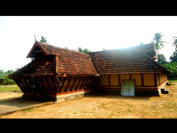 ಸುಂದರ ಸರಸ್ವತಿ ದೇವಾಲಯಗಳು: