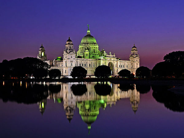 ಇಂಡೊ-ಸಾರ್ಸೆನಿಕ್ ಶೈಲಿಯ ಕಟ್ಟಡಗಳು: