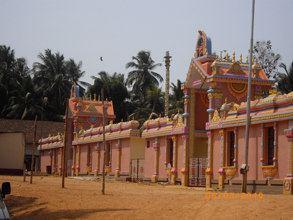 ಭಗವತಿ ದೇವಾಲಯ ಭಗವತಿ ದೇವಾಲಯ
