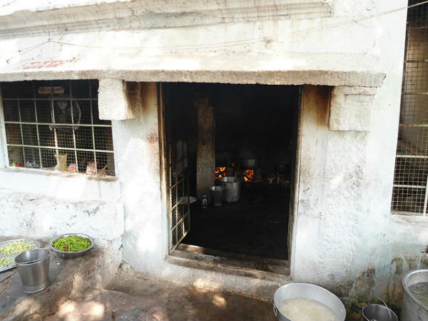 ಹಾಗೆಯೆ ಇತ್ತು ಹಾಗೆಯೆ ಇತ್ತು