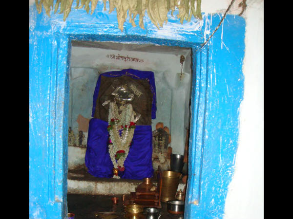 ತೆರೆಯಬೆಕಾಯಿತು ತೆರೆಯಬೆಕಾಯಿತು