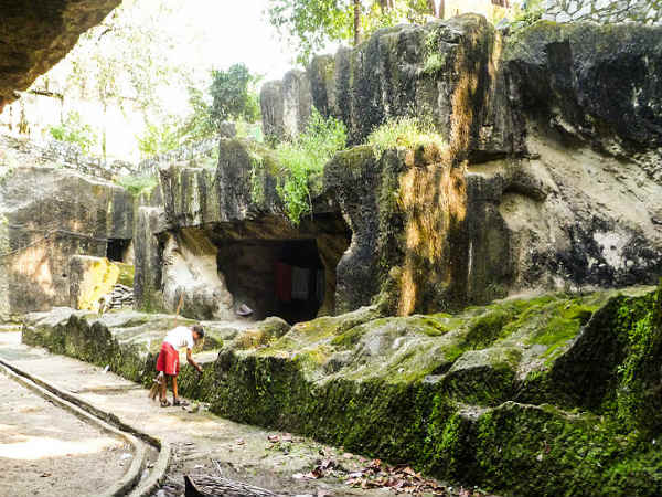 ಟ್ಯಾಕ್ಸಿಗಳು ದೊರೆಯುತ್ತವೆ