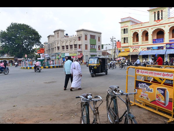 ಸಾಂಪ್ರದಾಯಿಕ