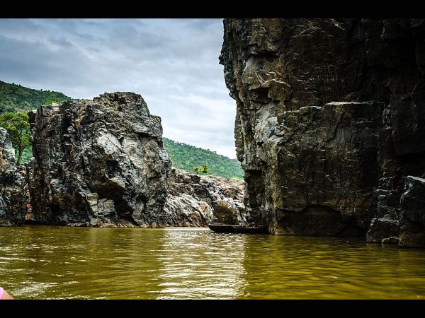 ನಯಾಗ್ರಾ ಜಲಪಾತ ನಯಾಗ್ರಾ ಜಲಪಾತ