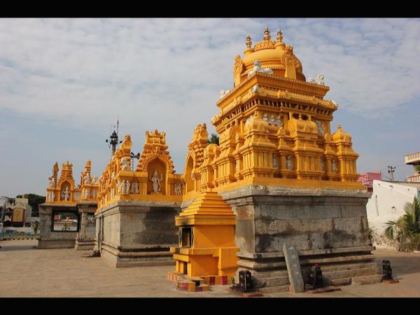 ಹಿರಿಯೂರಿನ ತೇರು ಮಲ್ಲೇಶ್ವರ ದೇವಾಲಯ! ಹಿರಿಯೂರಿನ ತೇರು ಮಲ್ಲೇಶ್ವರ ದೇವಾಲಯ!