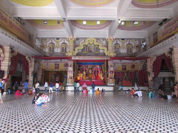 ಸೆಳೆಯುತ್ತದೆ ಸೆಳೆಯುತ್ತದೆ