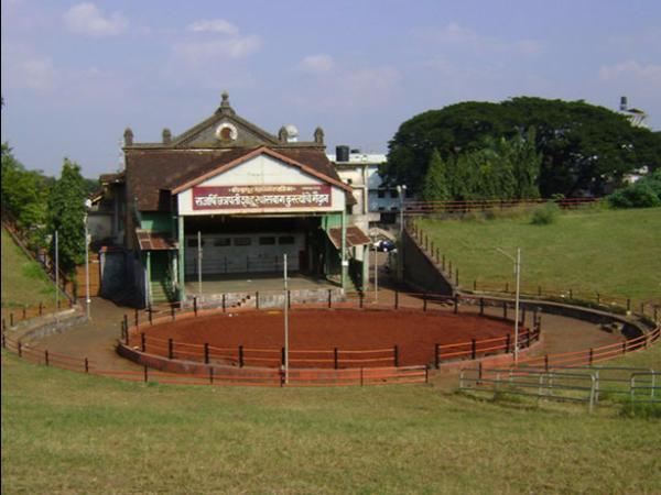 ಹೆಸರುವಾಸಿ