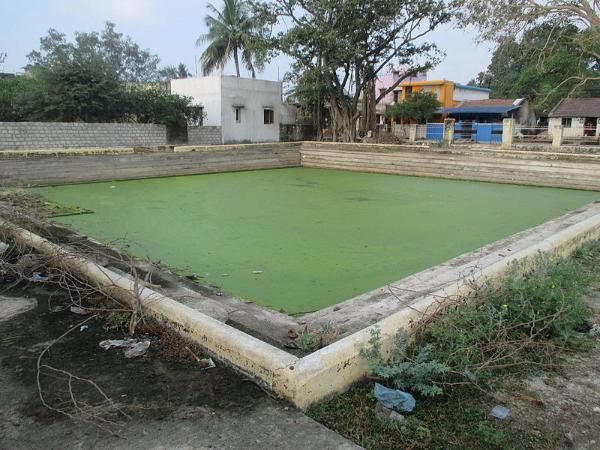 ಆಹಾರ ಸ್ವೀಕರಿಸಿದರು