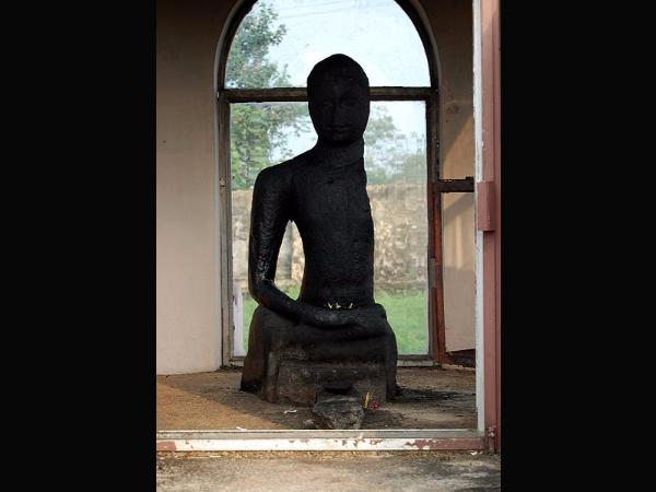 ನಕಾರಾತ್ಮಕತೆ ದೂರ!