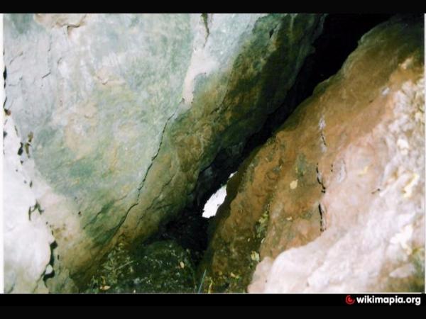 ಈ ಗುಹೆಯಲ್ಲಿ ಗುಮ್ಮ ಅಲ್ಲ... ಶಿವಲಿಂಗವಿದೆ!