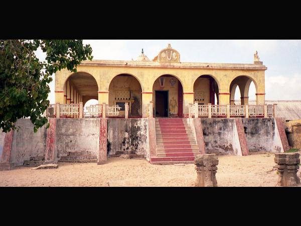 1964ರ ಚಂಡಮಾರುತ ಎದುರಿಸಿ ನಿಂತ ದೇವಾಲಯ!