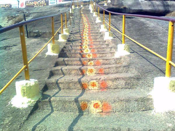 ಶಾಂತಿಯುತವಾಗಿದೆ