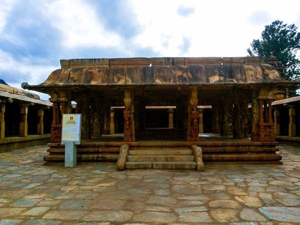 ಬೆಟ್ಟದ ಮೇಲೊಂದು ಬೆಟ್ಟದ ಮೇಲೊಂದು