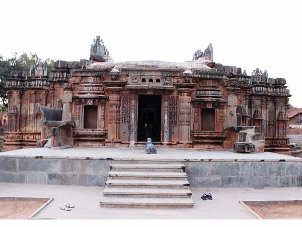 ಚಂದ್ರಮೌಳೀಶ್ವರ ದೇಗುಲ ಚಂದ್ರಮೌಳೀಶ್ವರ ದೇಗುಲ