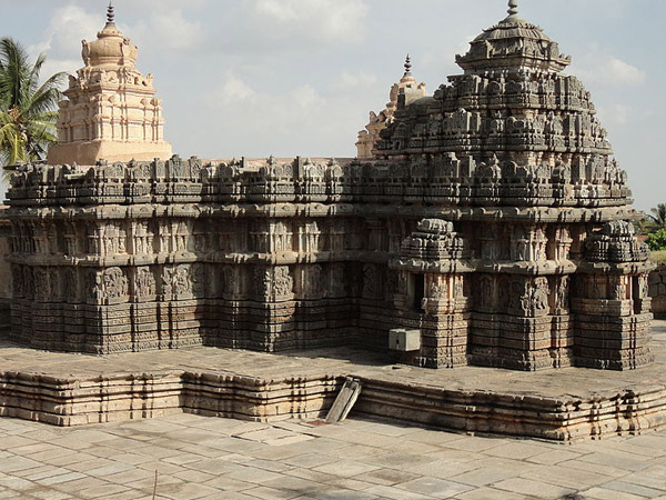 ಲಕ್ಷ್ಮಿ ನರಸಿಂಹ ದೇವಾಲಯ ಲಕ್ಷ್ಮಿ ನರಸಿಂಹ ದೇವಾಲಯ