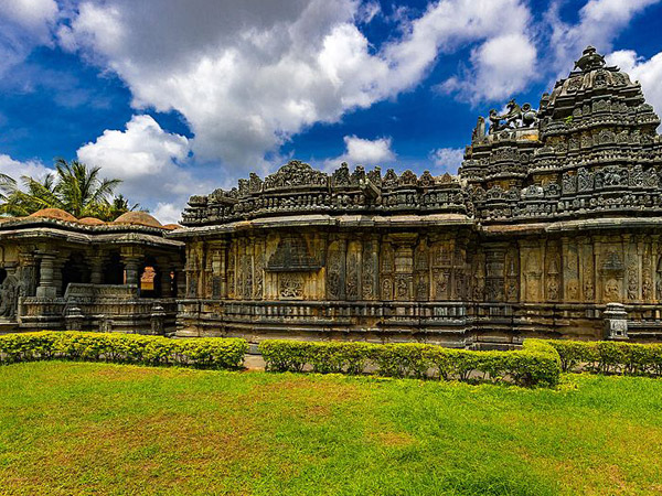 ಬುಚೇಶ್ವರ ದೇಗುಲ