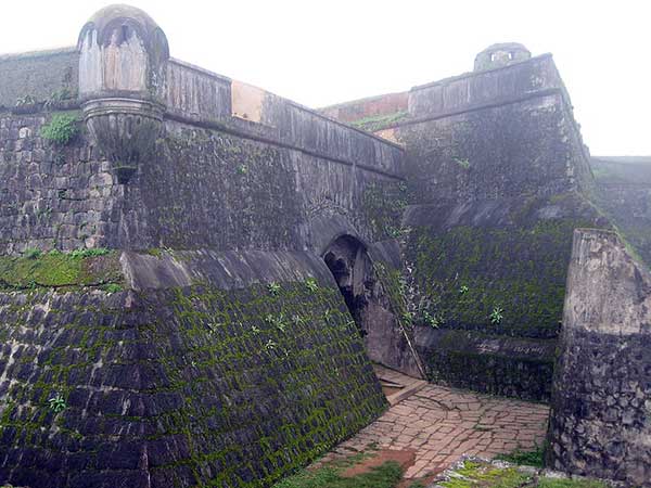 Manjarabad fort