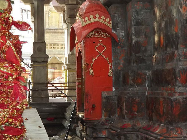 ವಿಶೇಷ ಪೂಜೆಗಳು