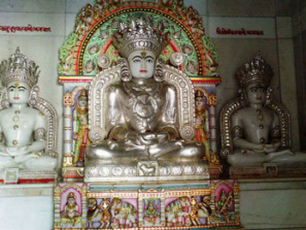 11ಜೈನ ದೇವಾಲಯದ ಸೌಂರ್ದಯ