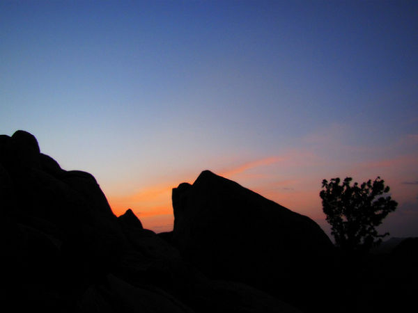 ಡಾಬಸ್ ಪೇಟೆಯಲ್ಲೊ೦ದು ಅಲ್ಪಾವಧಿಯ ನಿಲುಗಡೆ 
