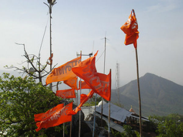 ಜೀವಧಾನಿ ಮಾತಾ ದೇವಾಲಯ ಜೀವಧಾನಿ ಮಾತಾ ದೇವಾಲಯ