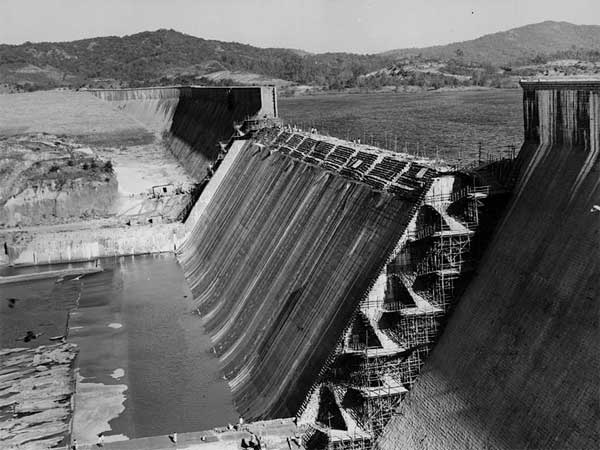 ಲಿ೦ಗನಮಕ್ಕಿ ಅಣೆಕಟ್ಟು