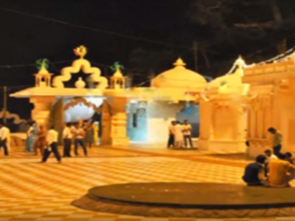 ಸಮೀಪದ ಪ್ರವಾಸಿ ತಾಣಗಳು ಸಮೀಪದ ಪ್ರವಾಸಿ ತಾಣಗಳು