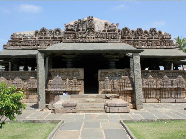 ವೀರ ನಾರಾಯಣ ದೇವಾಲಯ