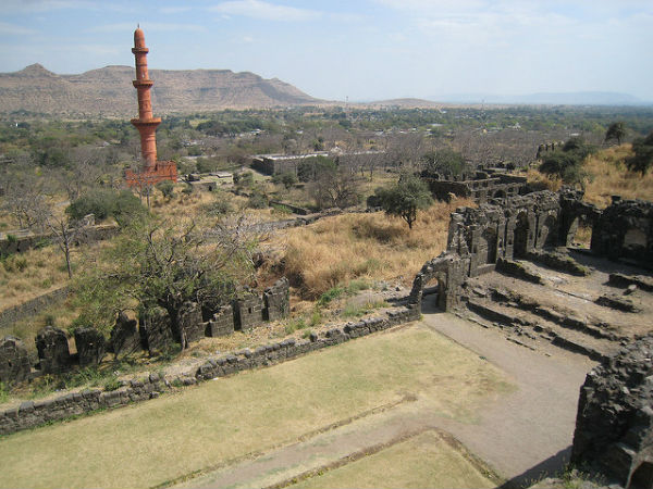 ಪ್ರವೇಶ ದ್ವಾರ