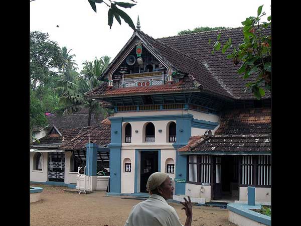 ಜುಮ್ಮಾ ಮಸ್ಜಿದ್