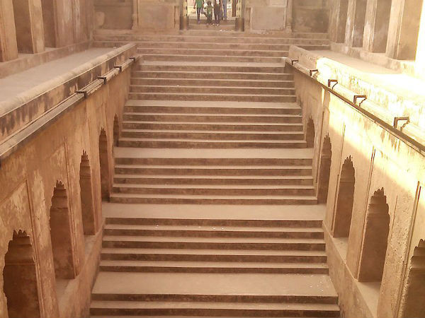 ಮೆಟ್ಟಿಲುಗಳು