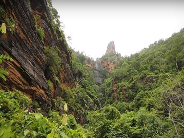 ದೇವಾಲಯ ಎಲ್ಲಿದೆ?