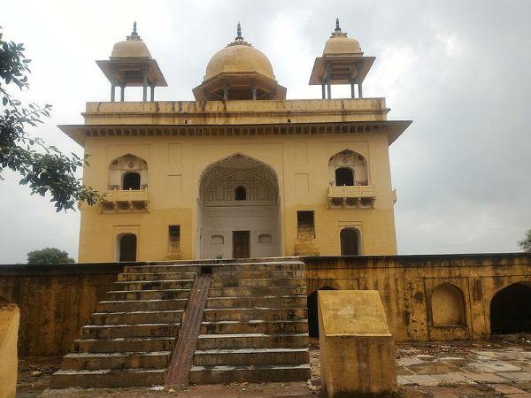 ಮೊಗಲ್ ಗೇಟ್