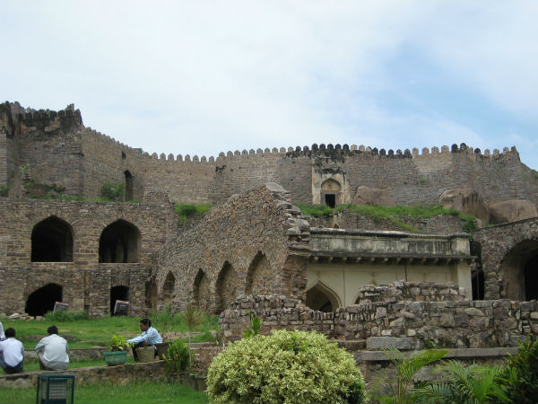 ಗೋಲ್ಕೊಂಡ ಕೋಟೆ ಗೋಲ್ಕೊಂಡ ಕೋಟೆ