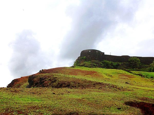 ಅಜಿನ್ಕ್ಯತಾರಾ (Ajinkyatara) ಕೋಟೆ
