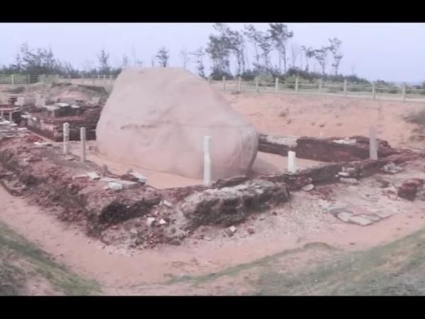 ಇಟ್ಟಿಗೆಗಳ ಭವನ