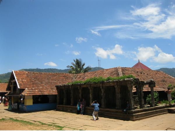 ತಿರುವಾಂಚಿಕುಲಂ ಶಿವ ದೇವಾಲಯ, ತ್ರಿಶ್ಯುರ್