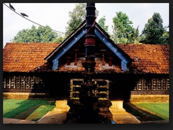 ಲೋಕನಾರ್ಕುವ್ ದೇವಾಲಯ, ಕೋಳಿಕೋಡು ಲೋಕನಾರ್ಕುವ್ ದೇವಾಲಯ, ಕೋಳಿಕೋಡು