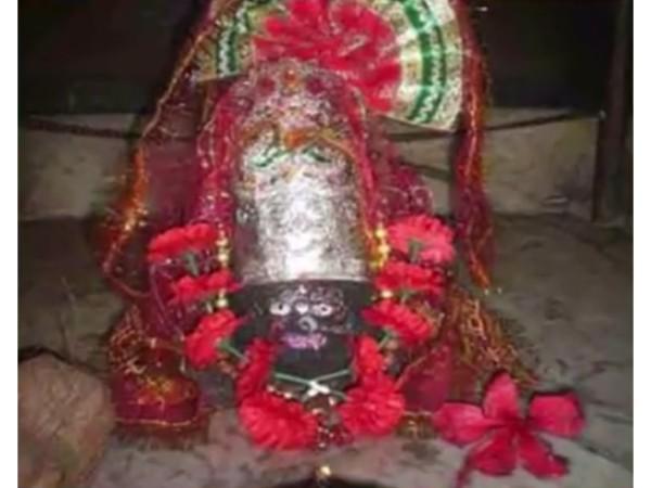 ವಿಭಿನ್ನವಾದ ಆಚಾರ