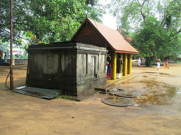 Sri Kurumbha Bhagwati Temple in Kodungallur
