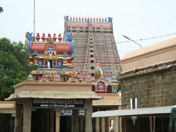 ದೇವಾಲಯದ ಪ್ರಾಂಗಣ ದೇವಾಲಯದ ಪ್ರಾಂಗಣ