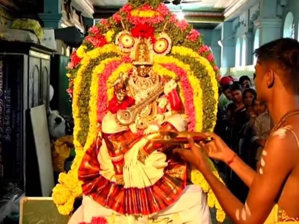 ಸರಸ್ವತಿ ದೇವಾಲಯ ಸರಸ್ವತಿ ದೇವಾಲಯ