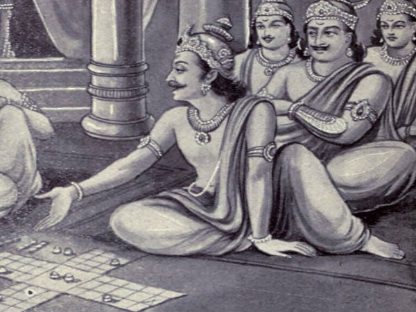 ಶಕುನಿಗೆ ಅಲ್ಲಿ ದೇವತಾ ಮೂರ್ತಿಯಾಗಿ ಪೂಜಿಸುತ್ತಾರೆ