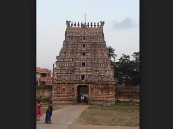 ದುರ್ಗಾ ಮತ್ತು ಕಾಳಿ ದೇವಾಲಯ