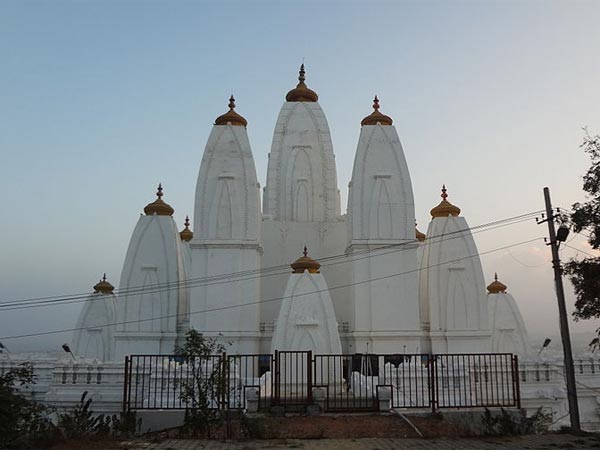 ಓ೦ಕಾರ್ ಬೆಟ್ಟಗಳು 