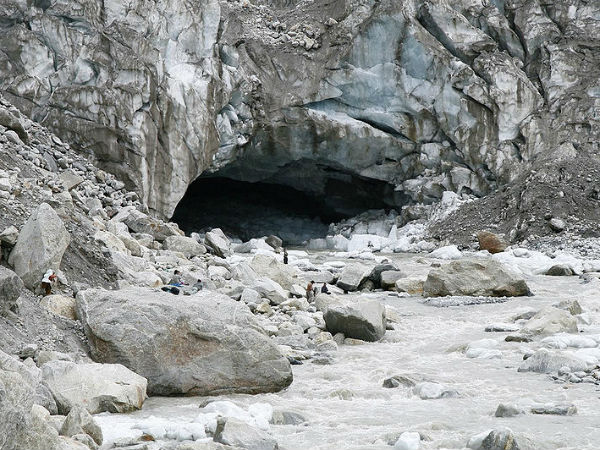 How to reach Gangotri National Park