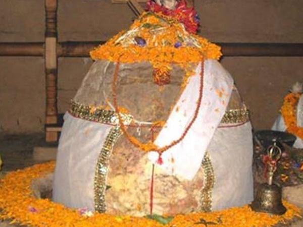 Bijli Mahadev Temple in Himachal Pradesh