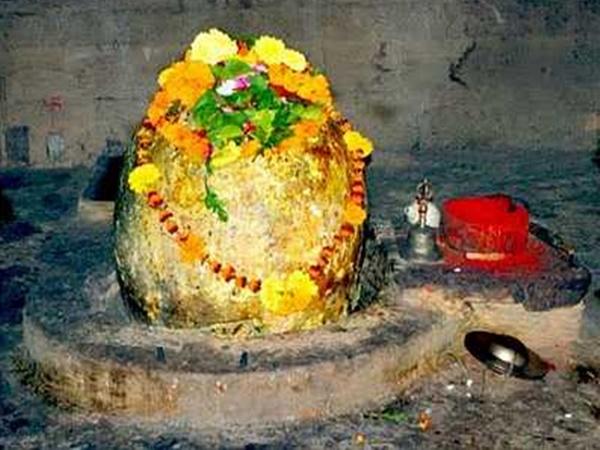 Bijli Mahadev Temple in Himachal Pradesh